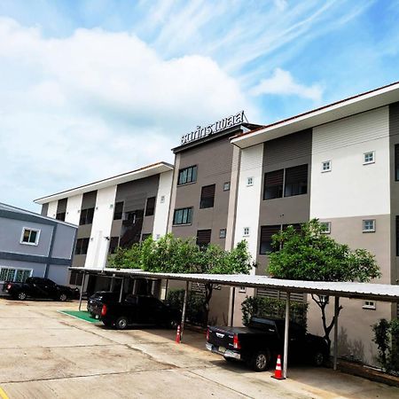 Thanaphat Place Buriram Kültér fotó